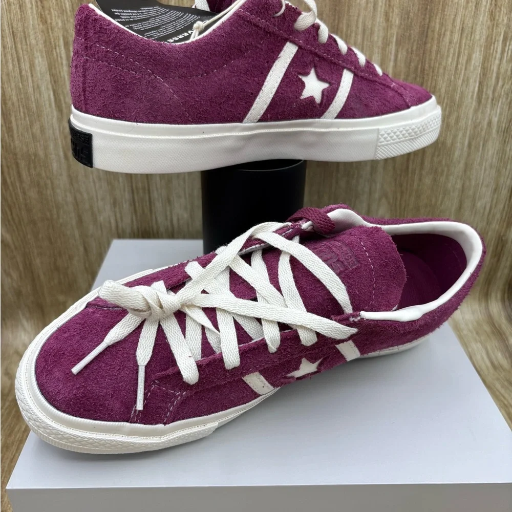 Converse One Star Suede Retro Sneakers - Picture 10 of 16